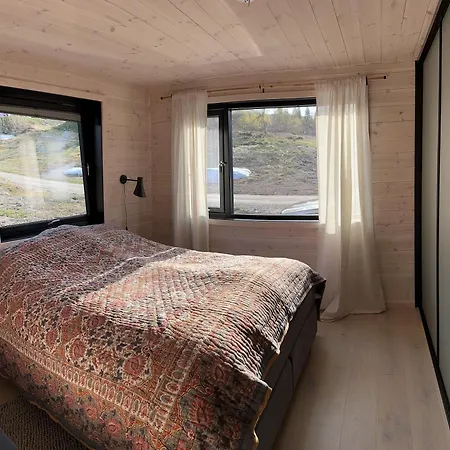 I Fin Hoyfjellsnatur, Sirdal Naer Kjerag * Tjorhom